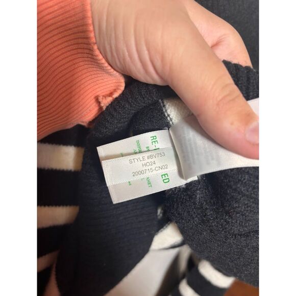 J.Crew Chunky Crewneck Sweater Supersoft Yarn Wool Alpaca Blend Cropped Size XL - Picture 6 of 7